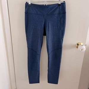 Outdoor Voices Warm Up 7/8 Legging in Navy sz M
